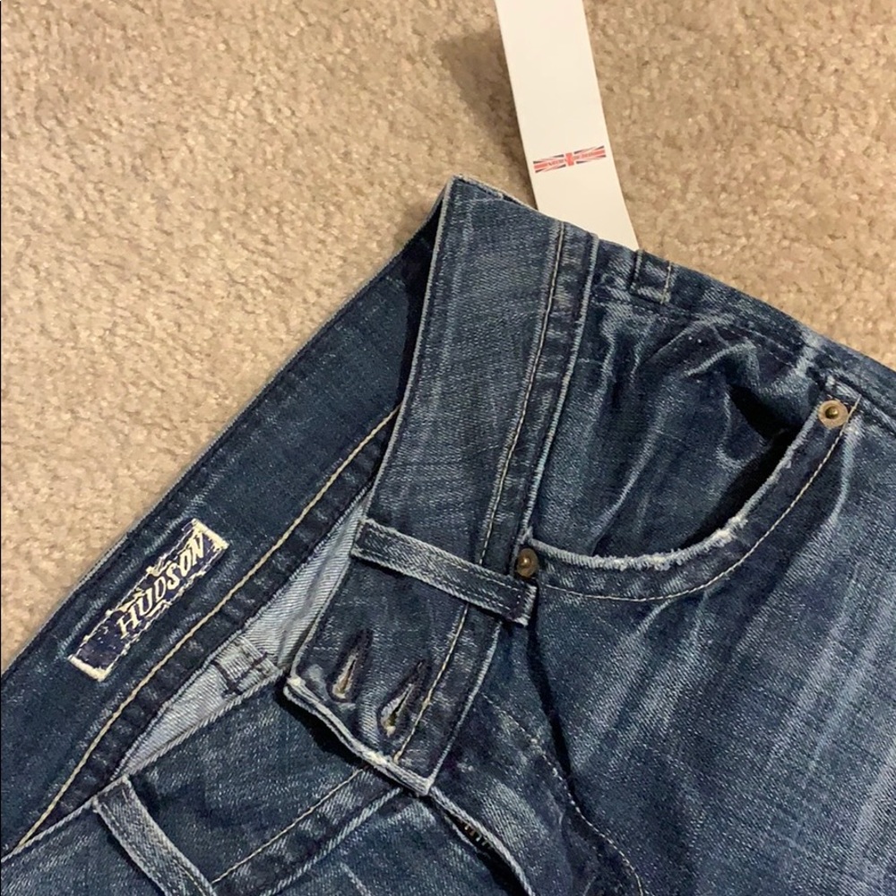 Distressed Hudson jeans - Picture 5 of 8